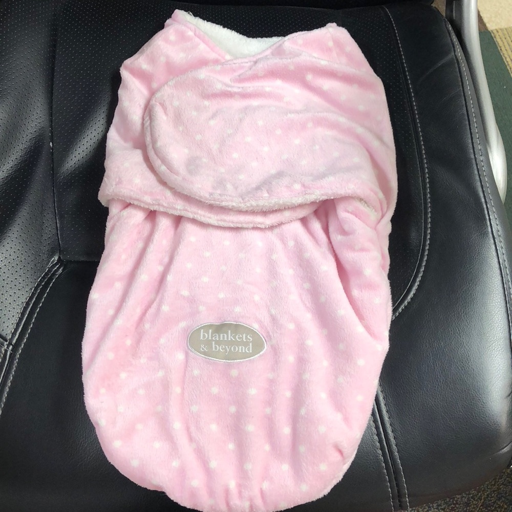 Baby swaddle